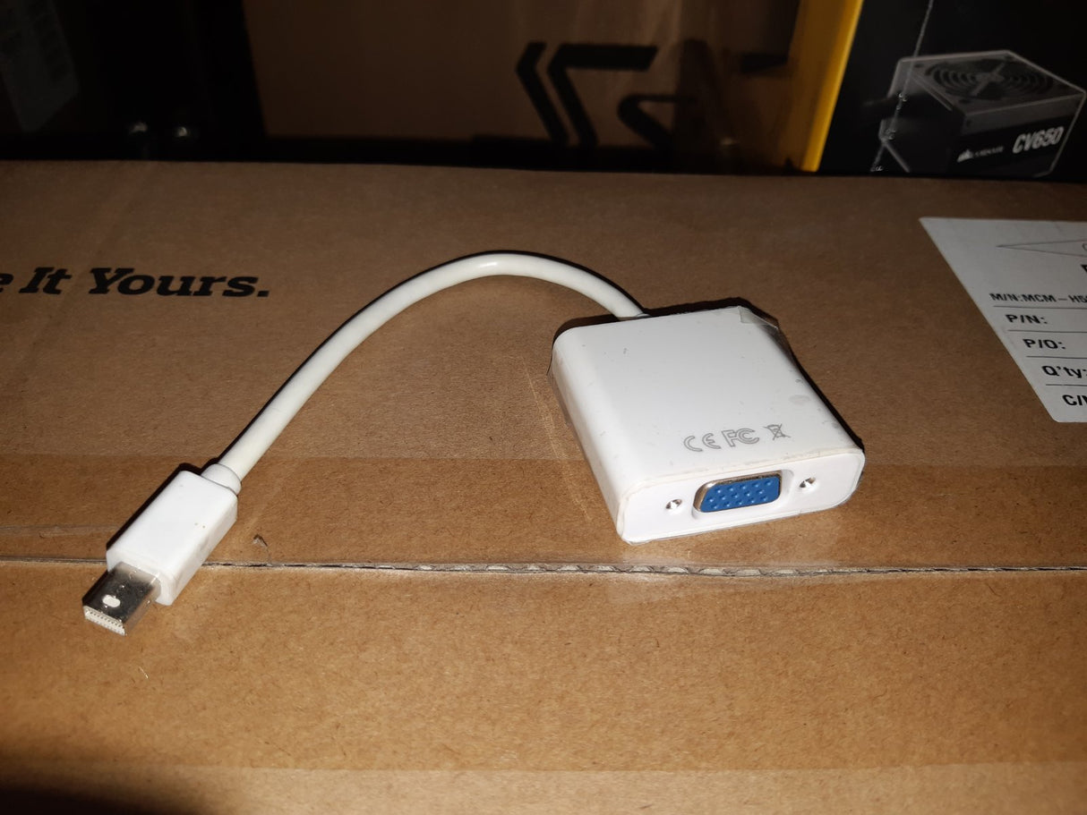 Mini DisplayPort to VGA Adapter